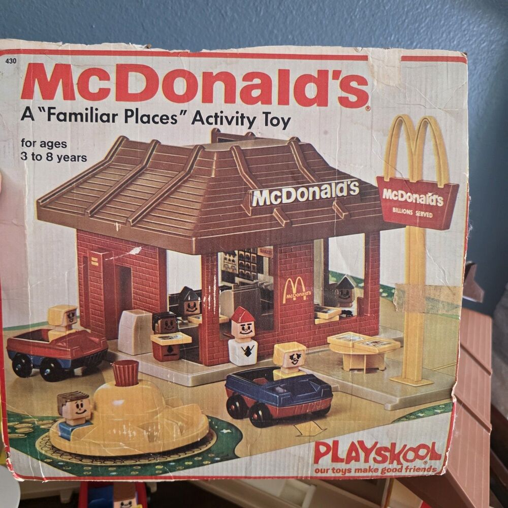 Vintage 1974 Playskool McDonalds Restaurant Familiar Places Play set Train Track - Picture 14 of 14
